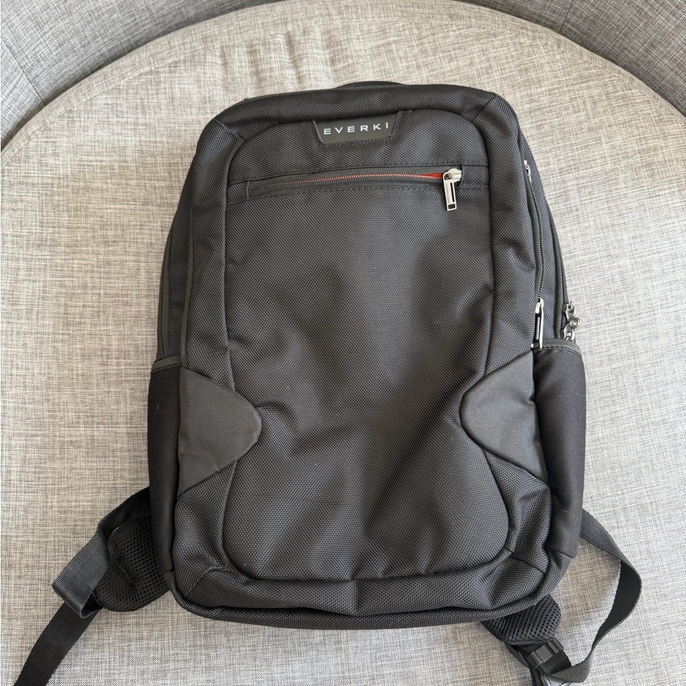 Everki Black Men's Backpack